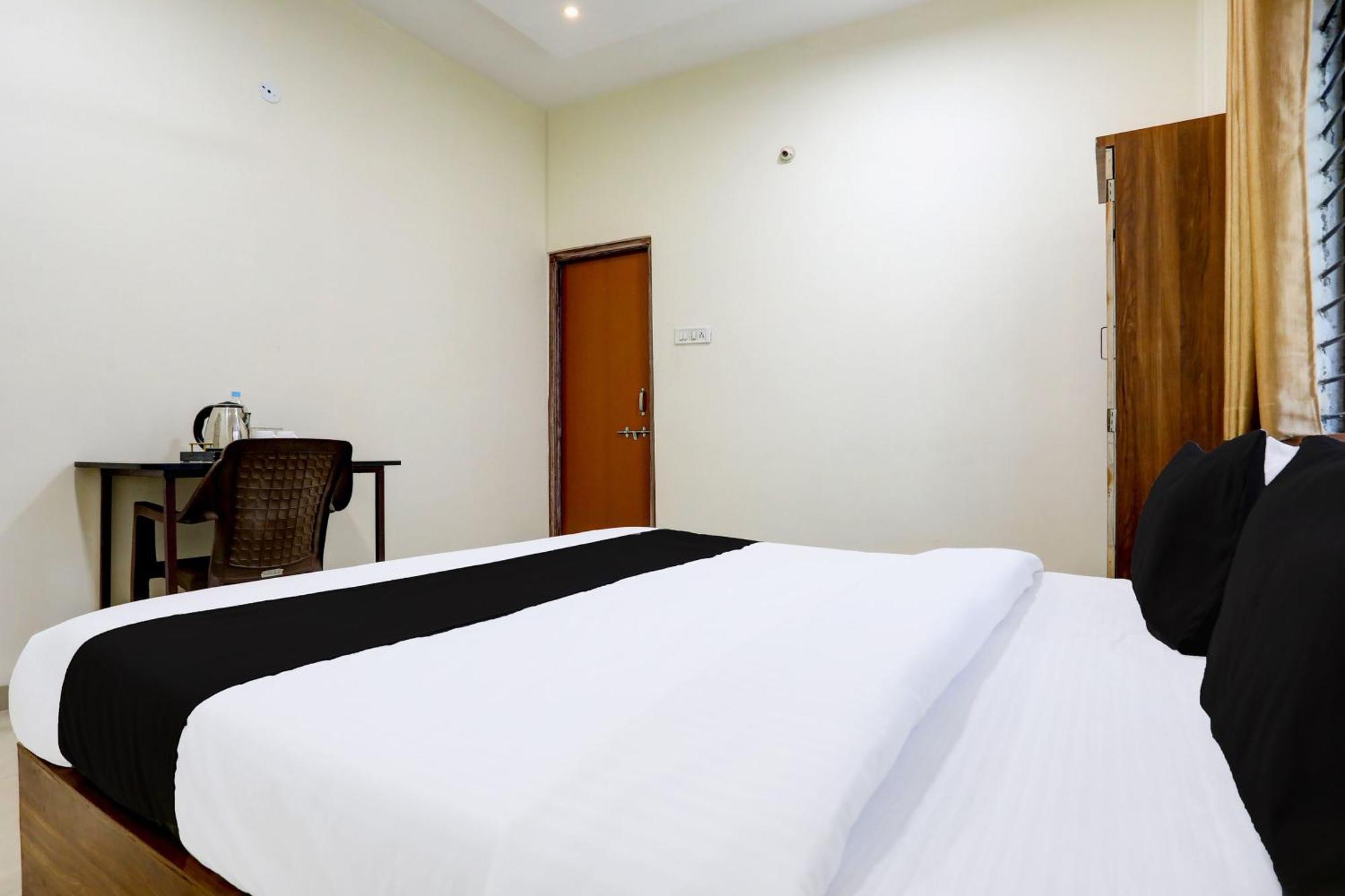 Hotel O Sb 47 إندور المظهر الخارجي الصورة