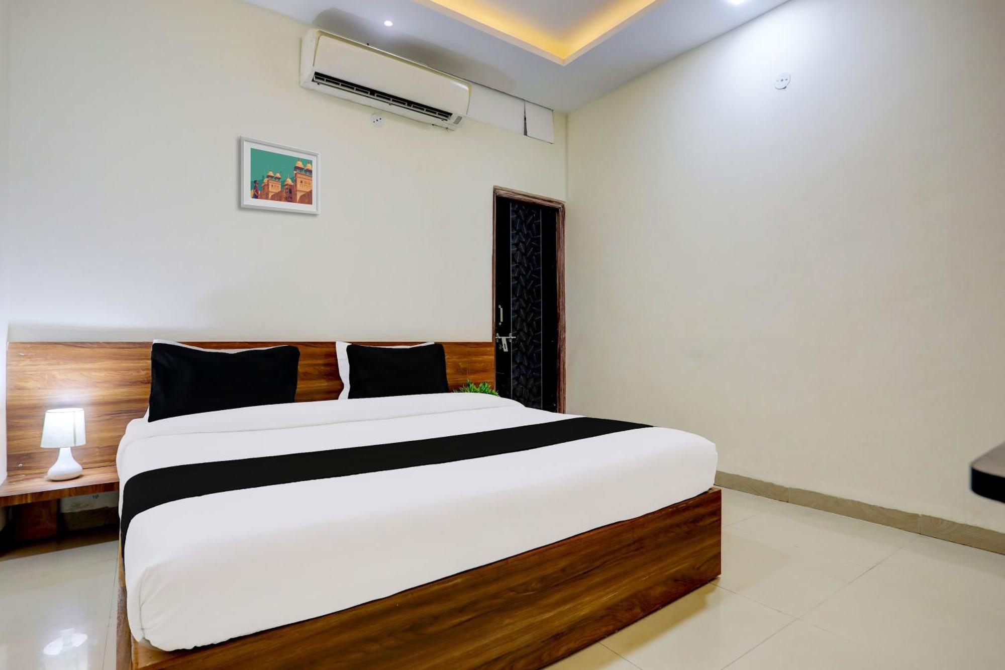 Hotel O Sb 47 إندور المظهر الخارجي الصورة