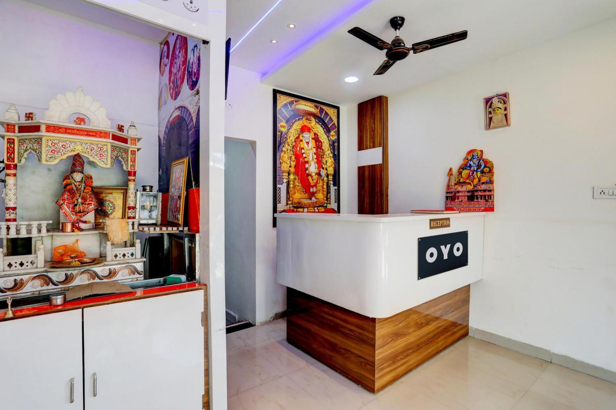 Hotel O Sb 47 إندور المظهر الخارجي الصورة