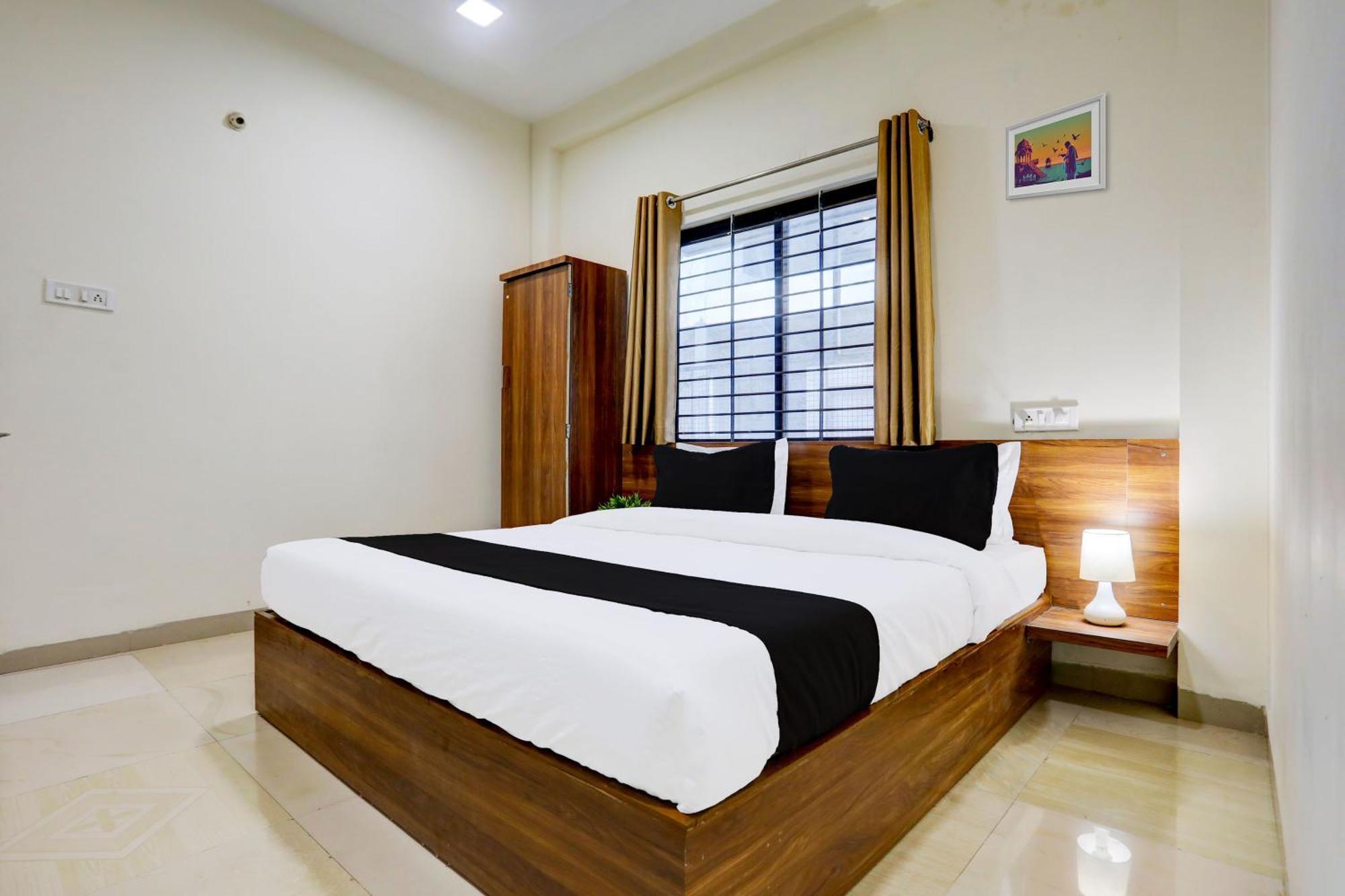 Hotel O Sb 47 إندور المظهر الخارجي الصورة